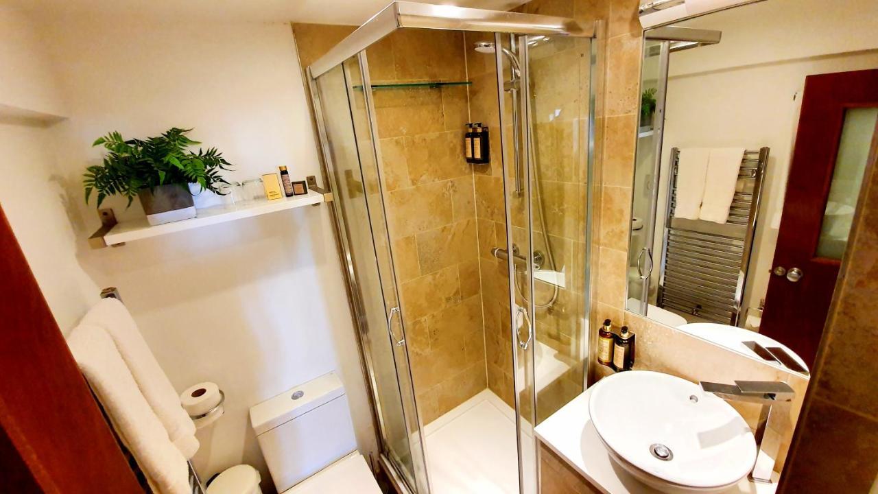 ברייטון A Room With A View מראה חיצוני תמונה A shower cubicle