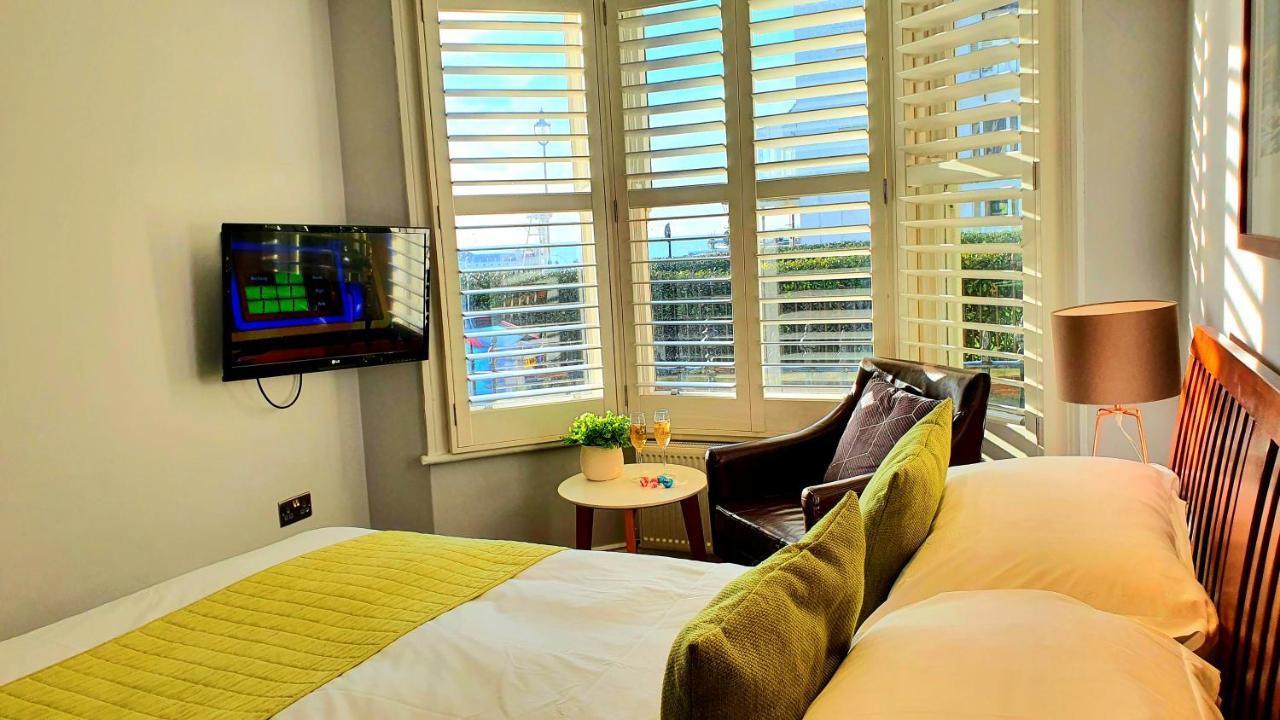 ברייטון A Room With A View מראה חיצוני תמונה A room at the hotel