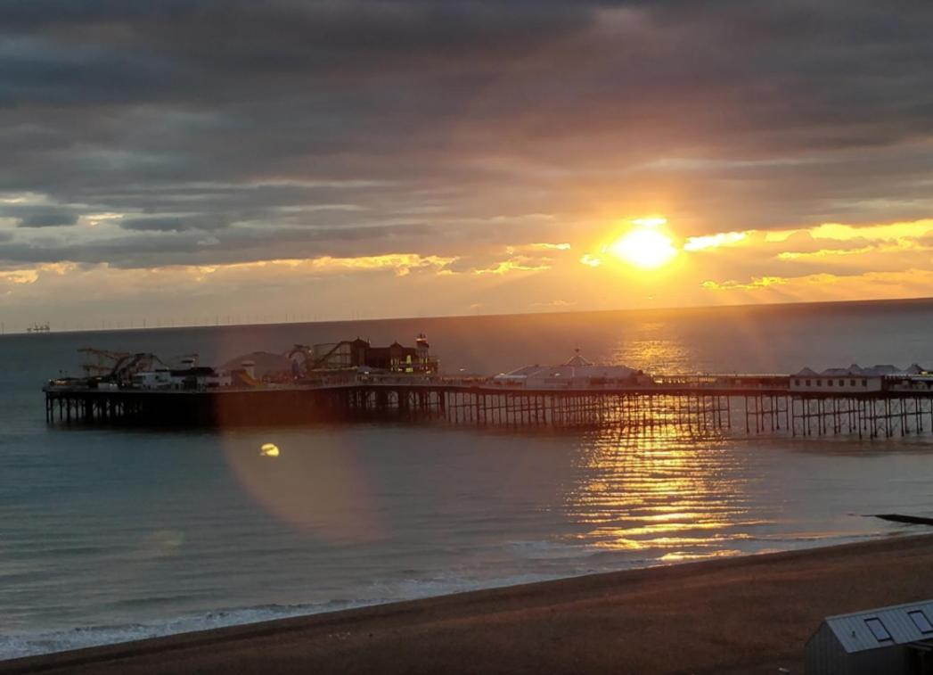 ברייטון A Room With A View חדר תמונה The pier at sunset